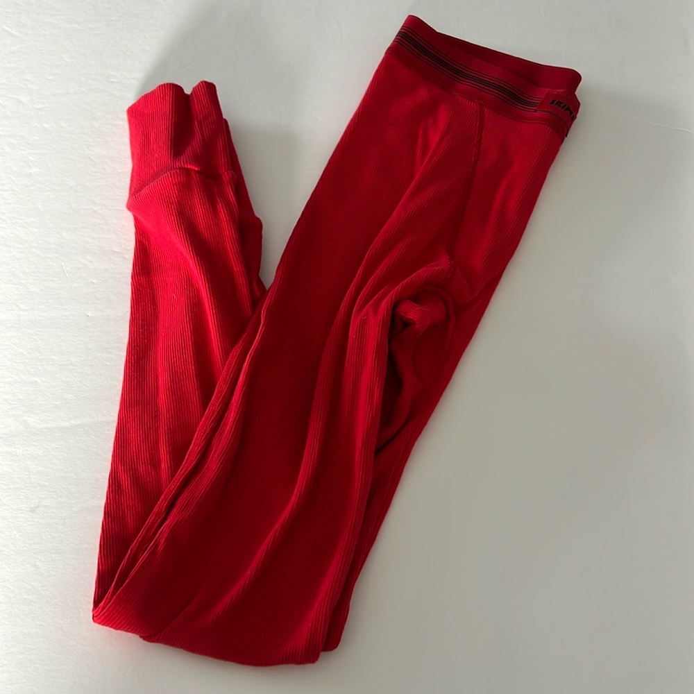 Skims red - Picture 2 of 5